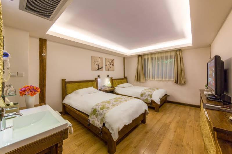 Lijiang Merry Inn Εξωτερικό φωτογραφία